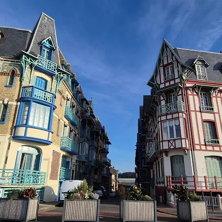 شقة Face A La Les Moussaillons