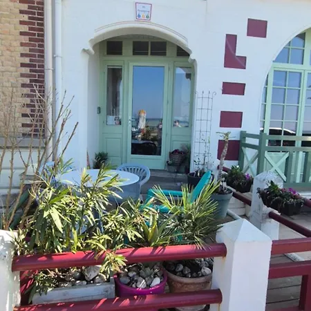 شقة Face A La Les Moussaillons